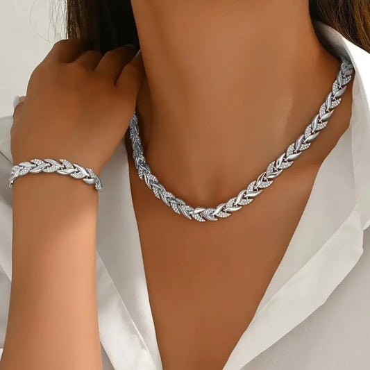 Botanical leaf necklace rhinestone close-up